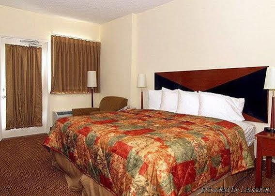 Gateway Hotel & Suites, Ascend Hotel Collection Όσεαν Σίτι Δωμάτιο φωτογραφία